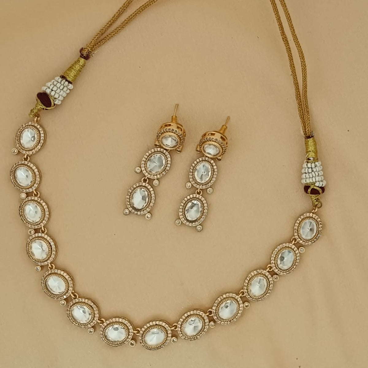 Haya kundan minimal necklace