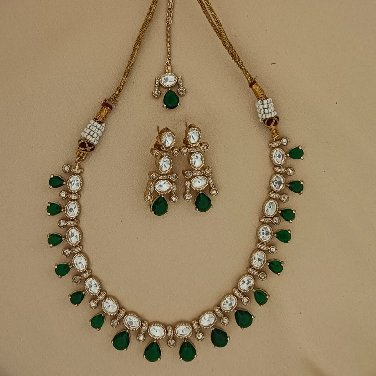 Aaira Emerald Necklace